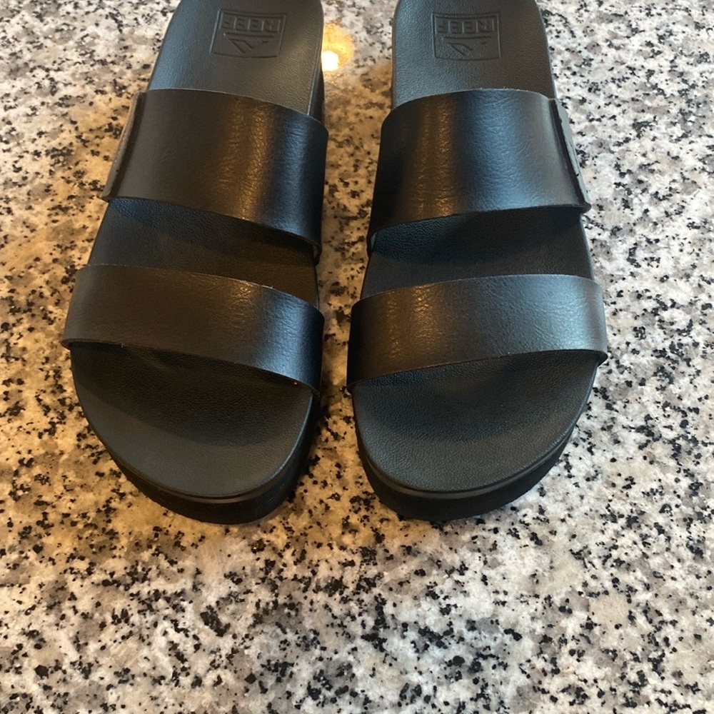 Reef Black Women's Sandals